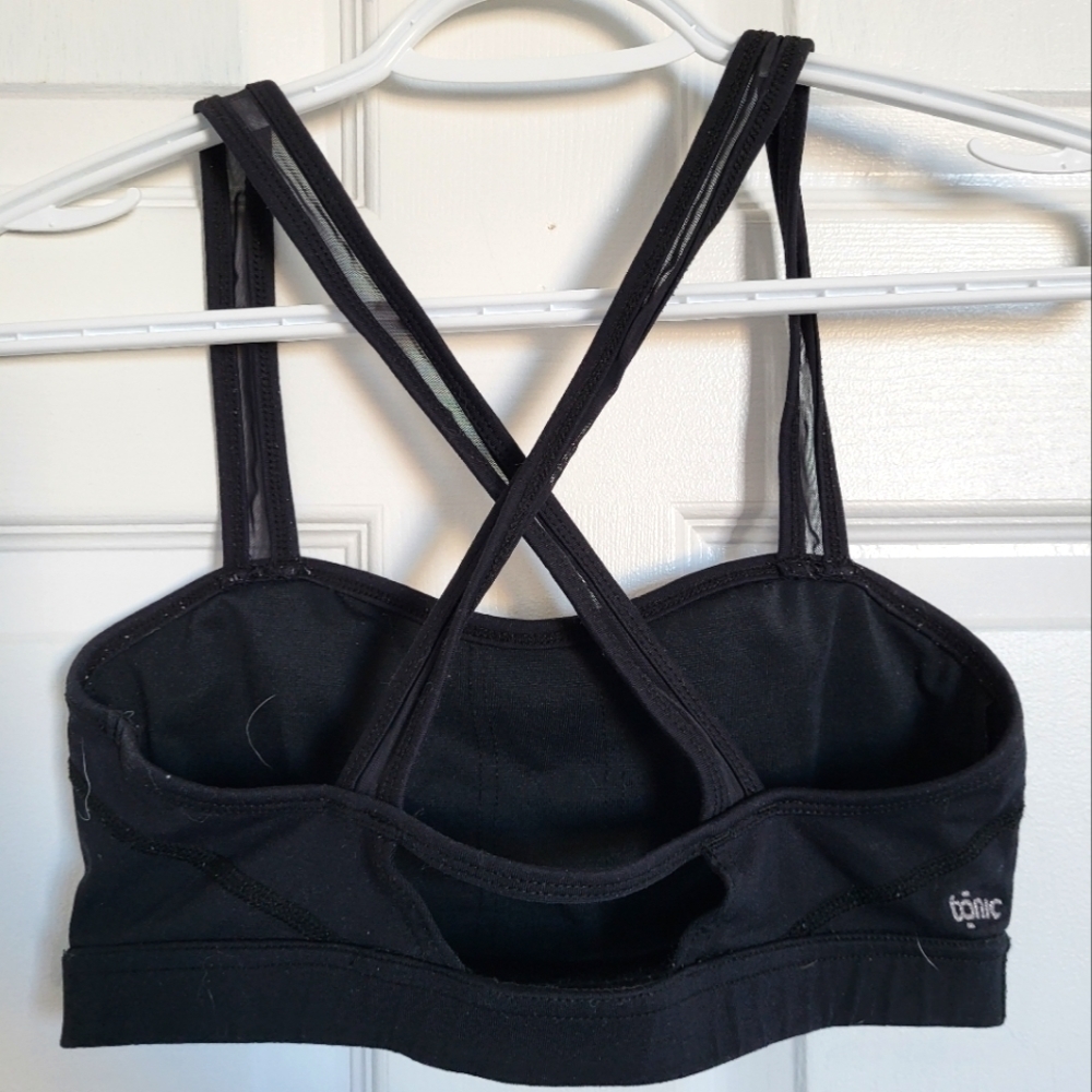 Tonic sports bra
